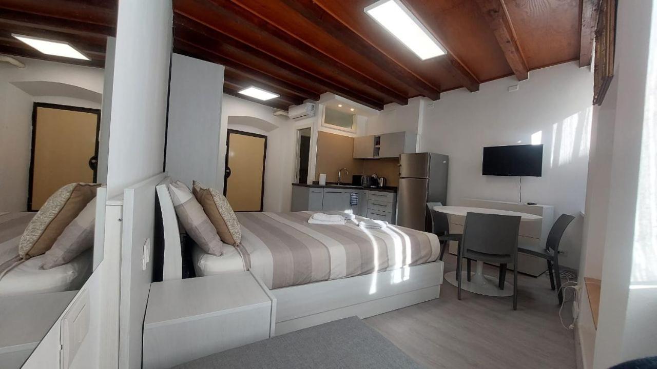 Loftcentre Apartment Bergamo Ngoại thất bức ảnh